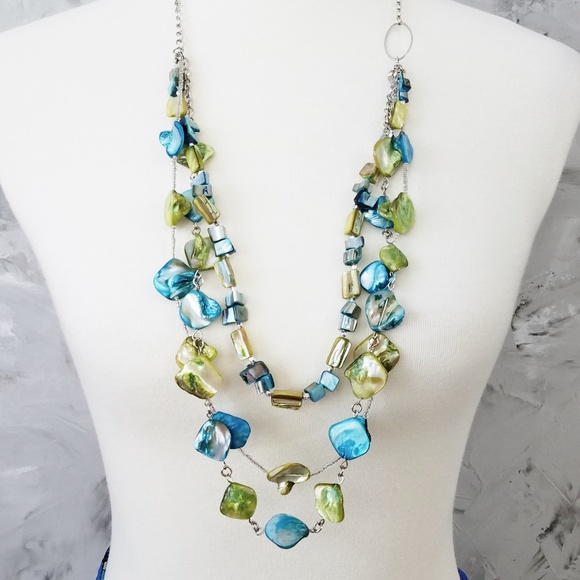 Jewelry - Iridescent Blue & Green Long Beaded Necklace